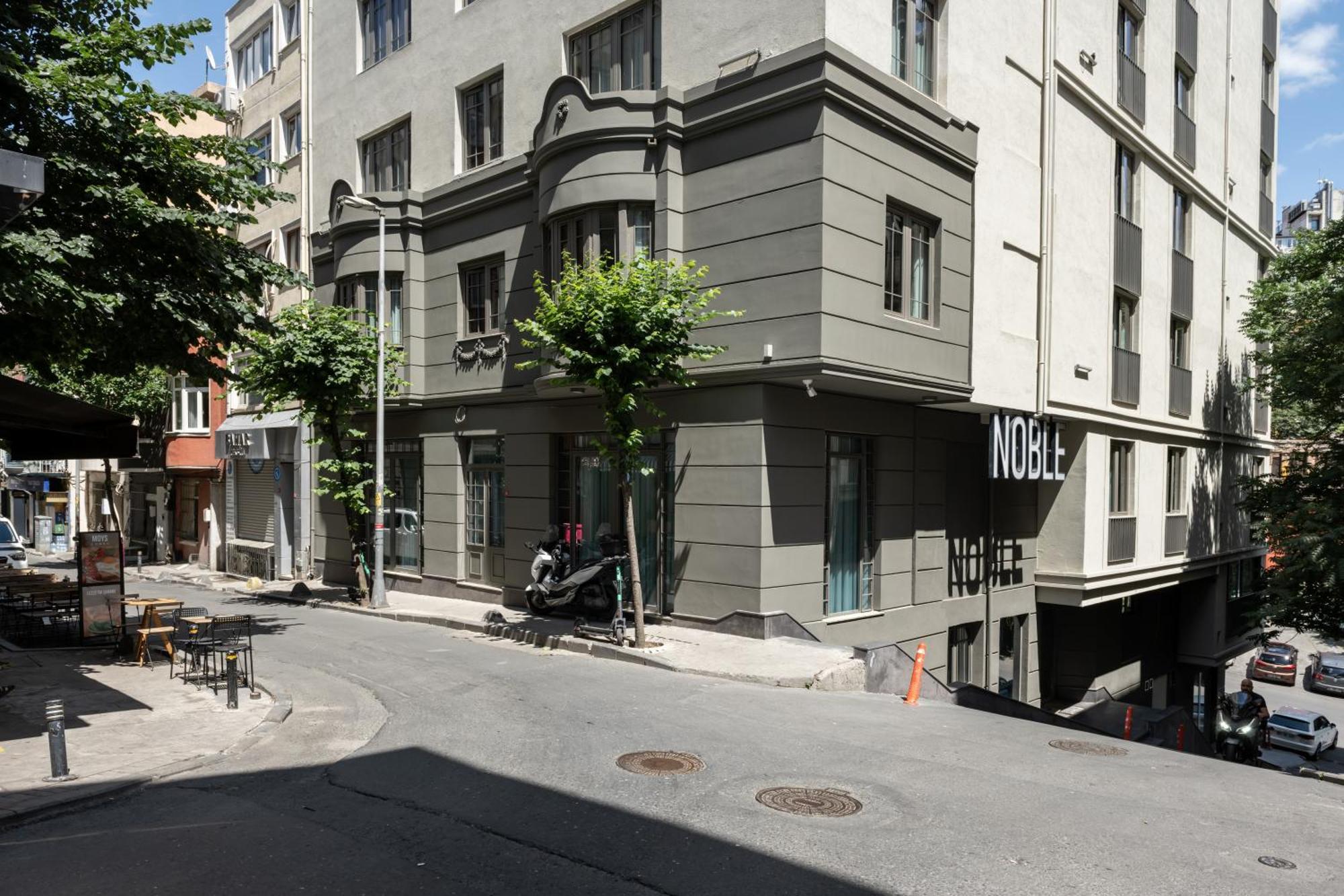 Hotel Noble Pangalti Istanbul Exterior foto
